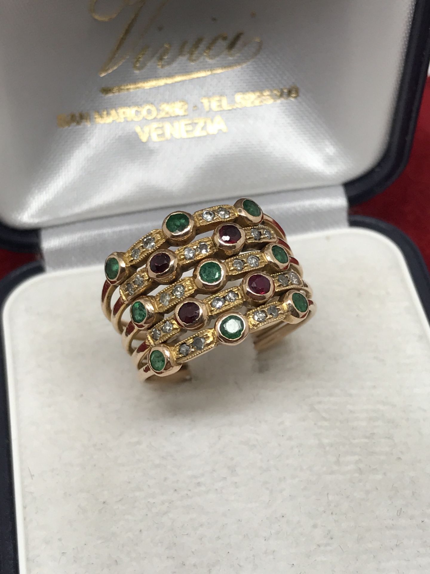 IMPRESSIVE ART DECO EMERALD, RUBY & DIAMOND RING