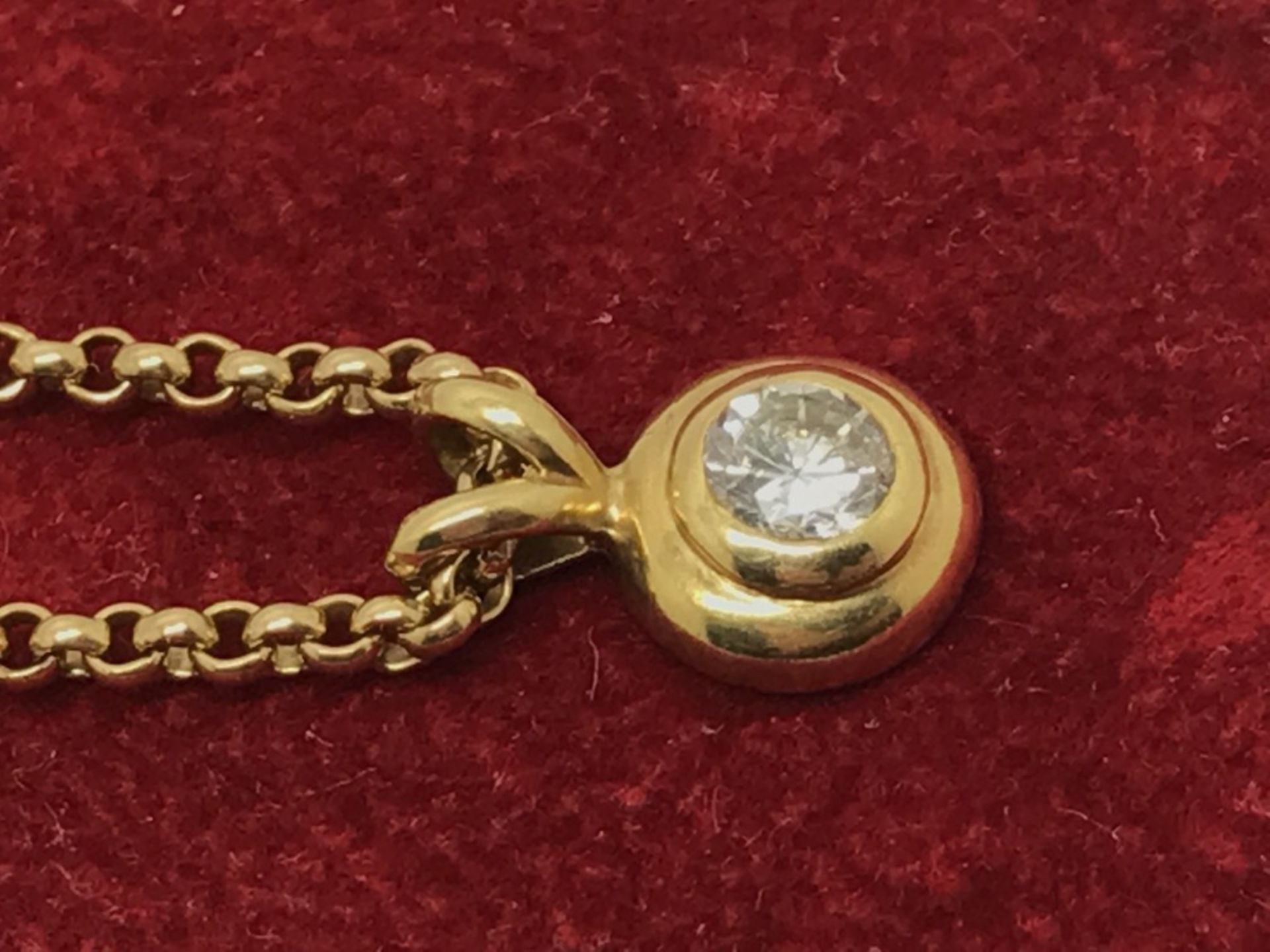 18ct GOLD CHOPARD CHAIN & DIAMOND PENDANT - Image 3 of 3