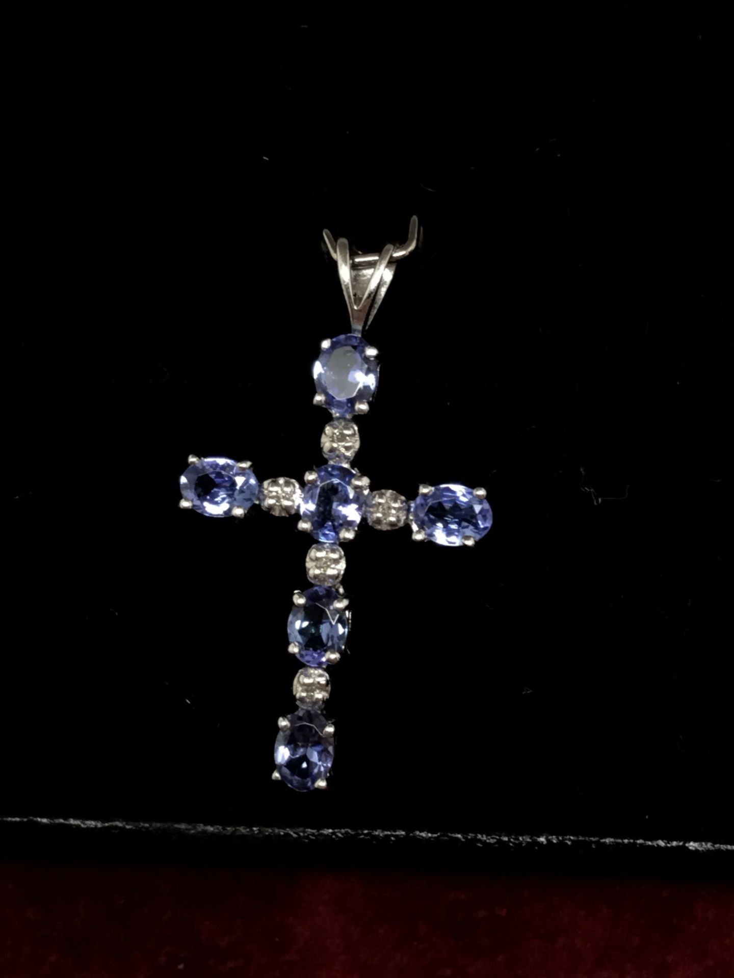 9ct WHITE GOLD TANZANITE & DIAMOND CROSS PENDANT