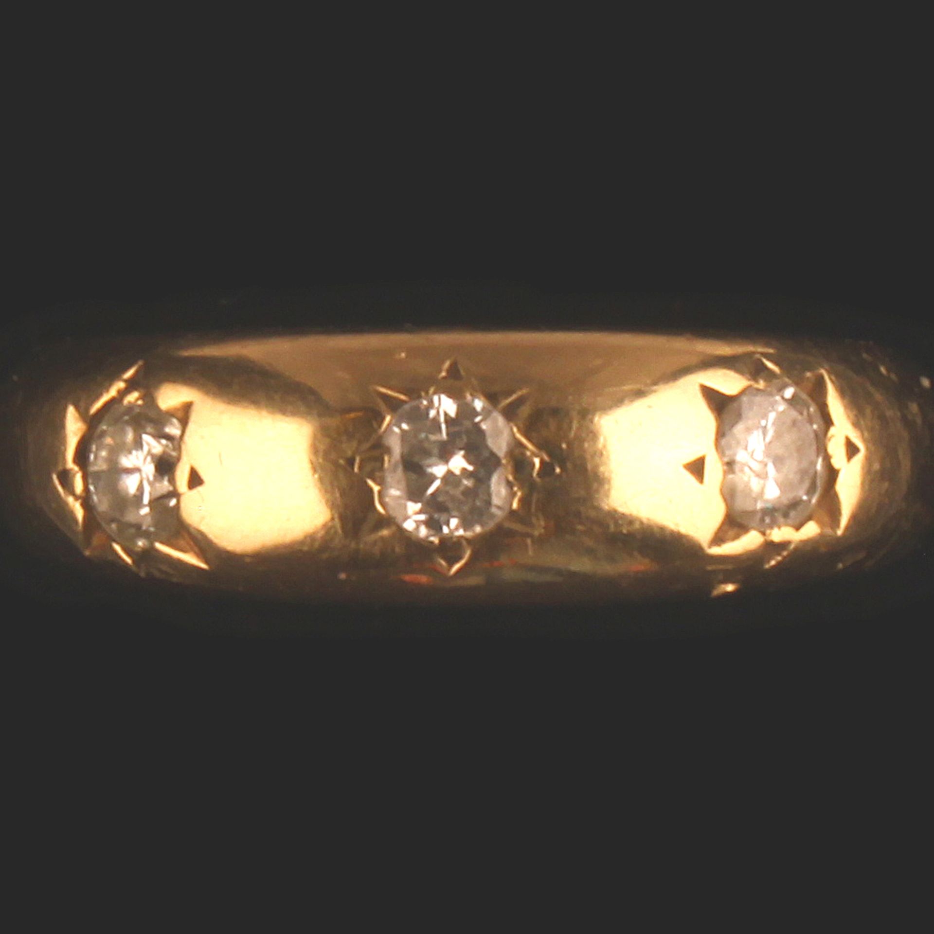 9ct GOLD GYPSY RING SET WITH 3 GOOD QUALITY DIAMONDS - Image 2 of 4