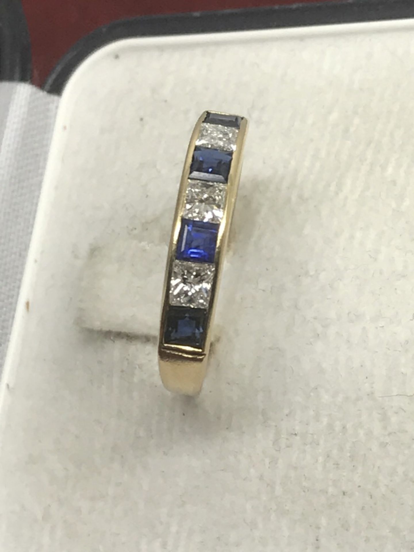 HIGH QUALITY! 18ct YELLOW GOLD BLUE SAPPHIRE & DIAMOND RING - Image 2 of 8