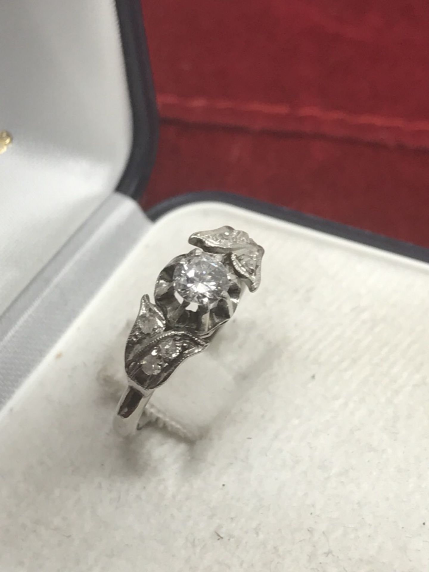 VINTAGE 18ct WHITE GOLD 0.50ct DIAMOND SOLITAIRE RING