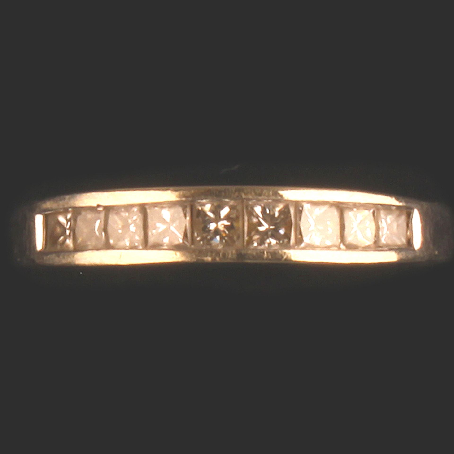1/2 ETERNITY DIAMOND RING IN WHITE METAL TESTED AS AT LEAST 9ct GOLD - Image 2 of 4