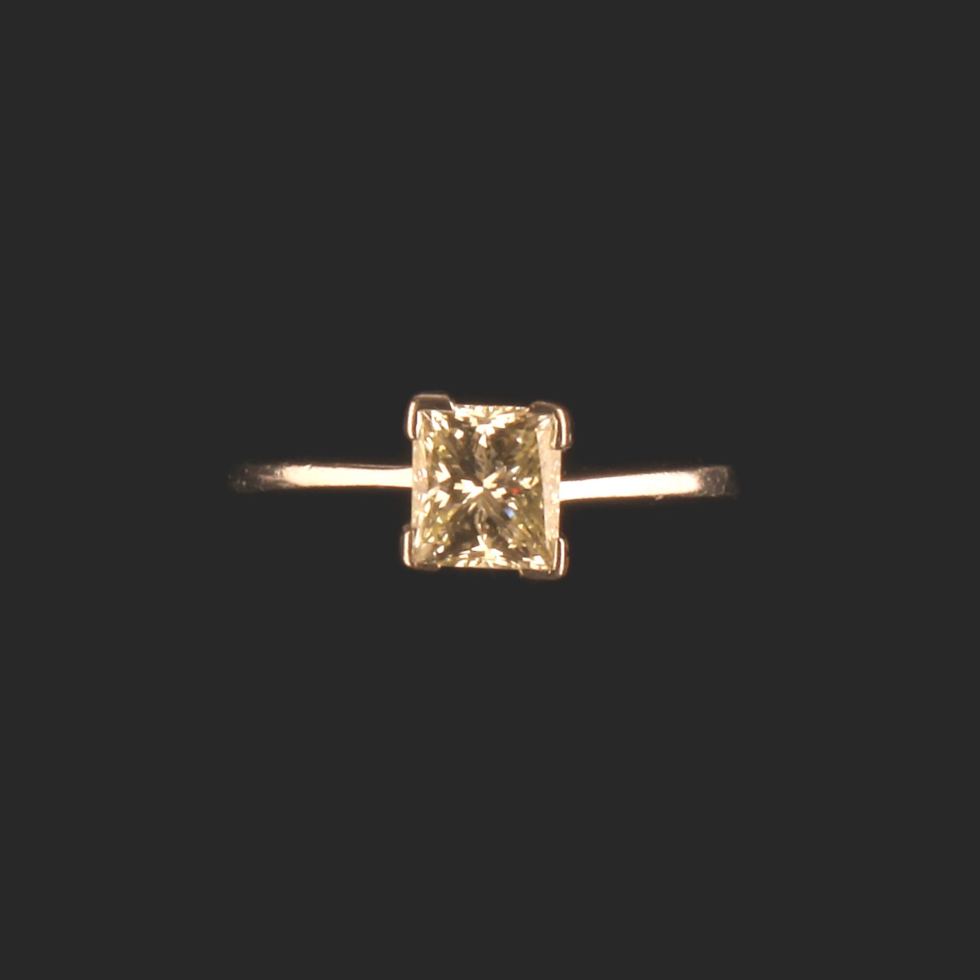18ct GOLD PRINCESS CUT RING 0.60ct SI CLARITY - H COLOUR - Image 5 of 5