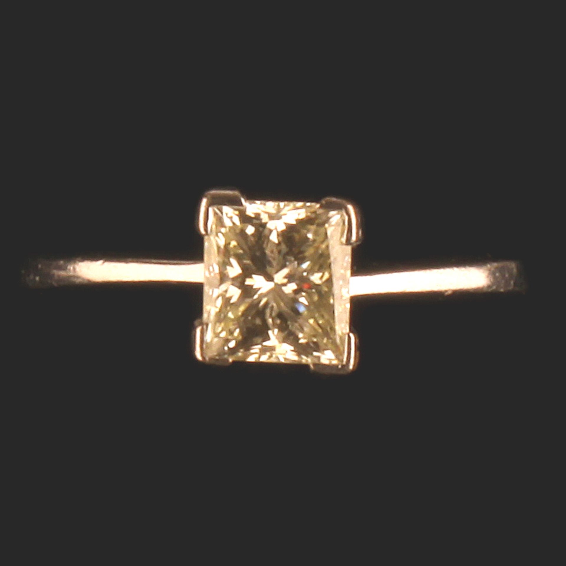 18ct GOLD PRINCESS CUT RING 0.60ct SI CLARITY - H COLOUR - Image 3 of 5