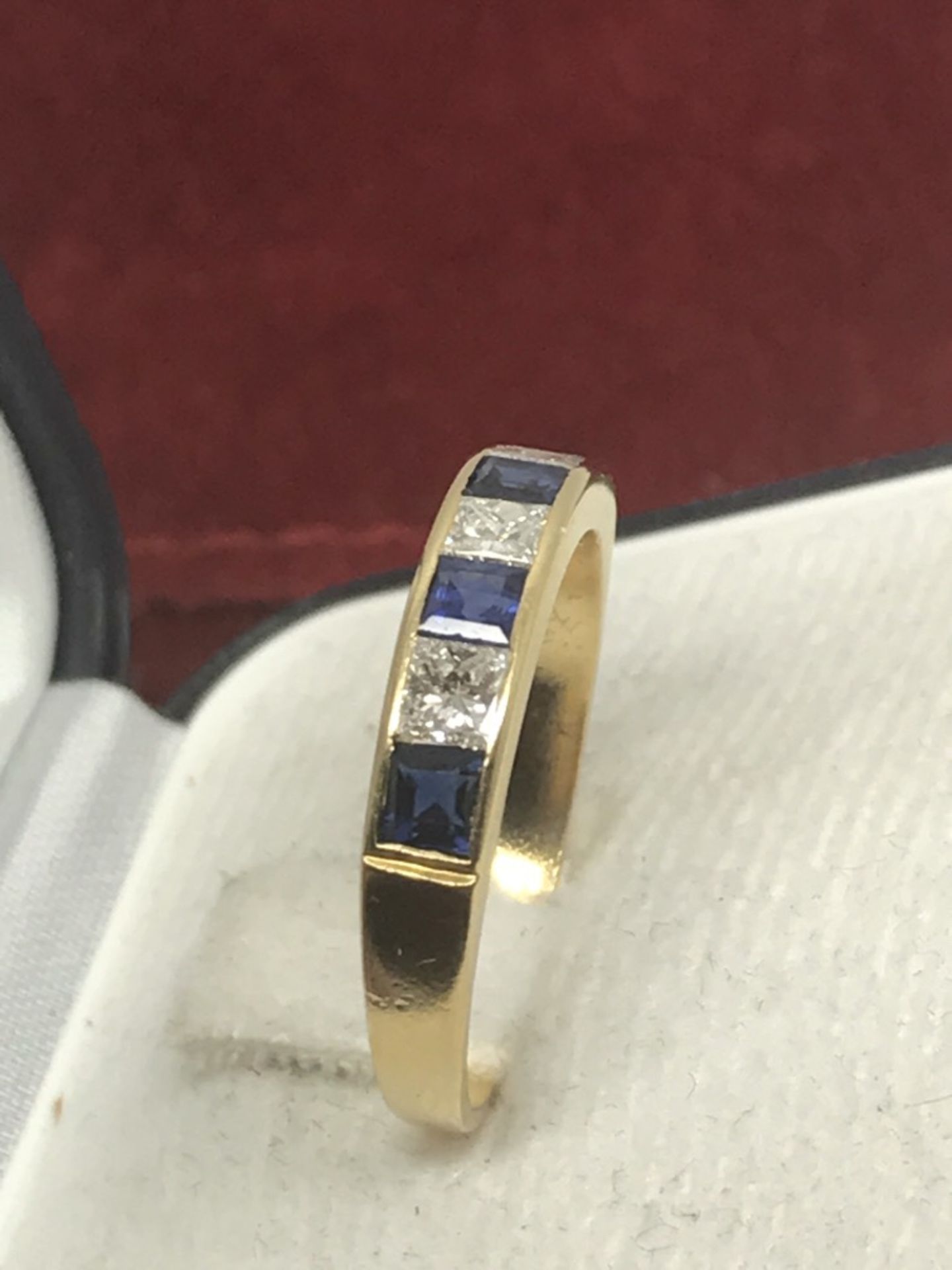 HIGH QUALITY! 18ct YELLOW GOLD BLUE SAPPHIRE & DIAMOND RING - Image 4 of 8