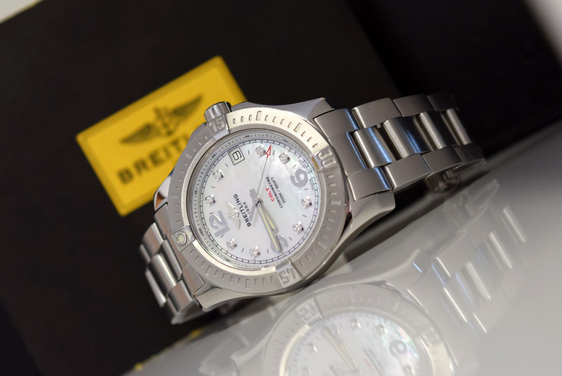 BREITLING COLT - STAINLESS STEEL - MOTHER of PEARL DIAMOND DIAL - Image 3 of 14