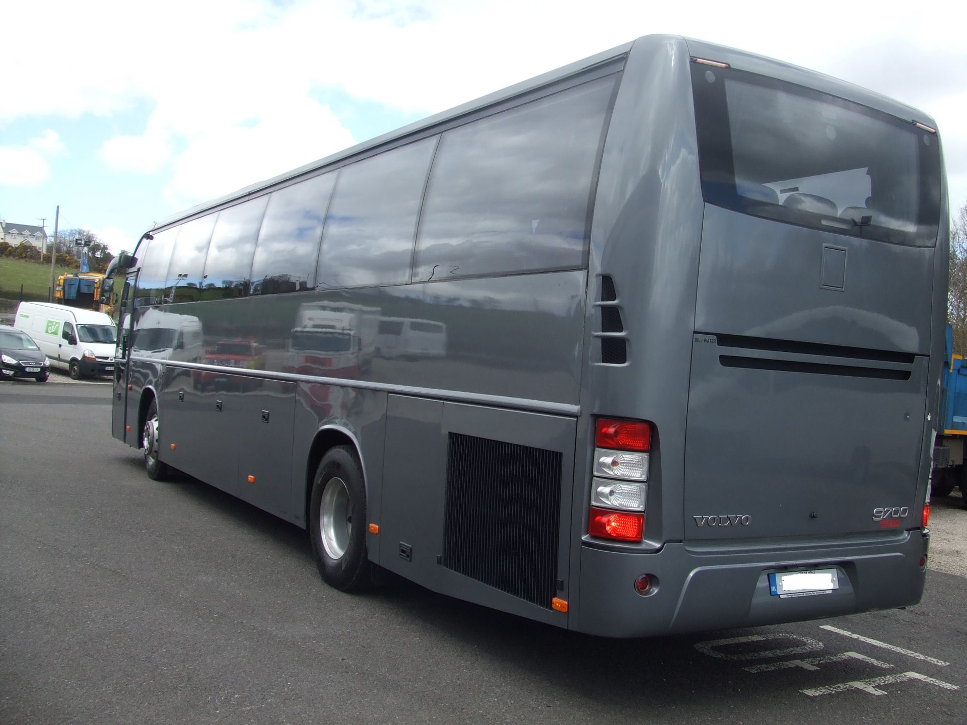 2010 Volvo 9700 BI2B 49/51 Seat Luxury Coach - Image 6 of 28