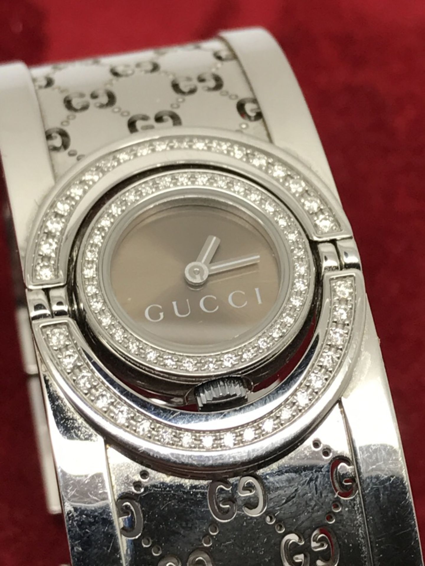 GUCCI DIAMOND SET WATCH - Image 2 of 4