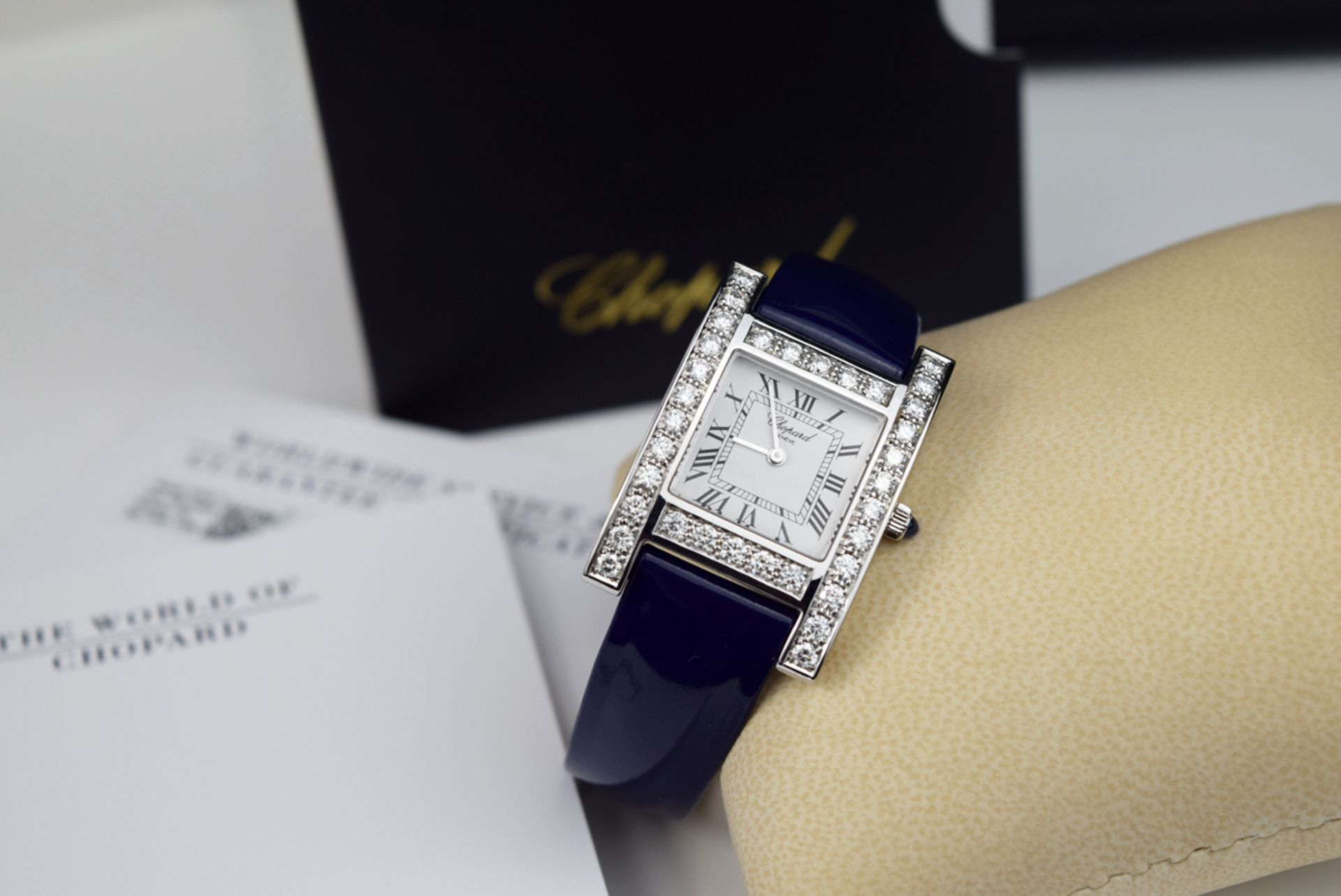 * Chopard - YOUR HOUR / DIAMOND 'H' in 18K WHITE GOLD - Image 2 of 13