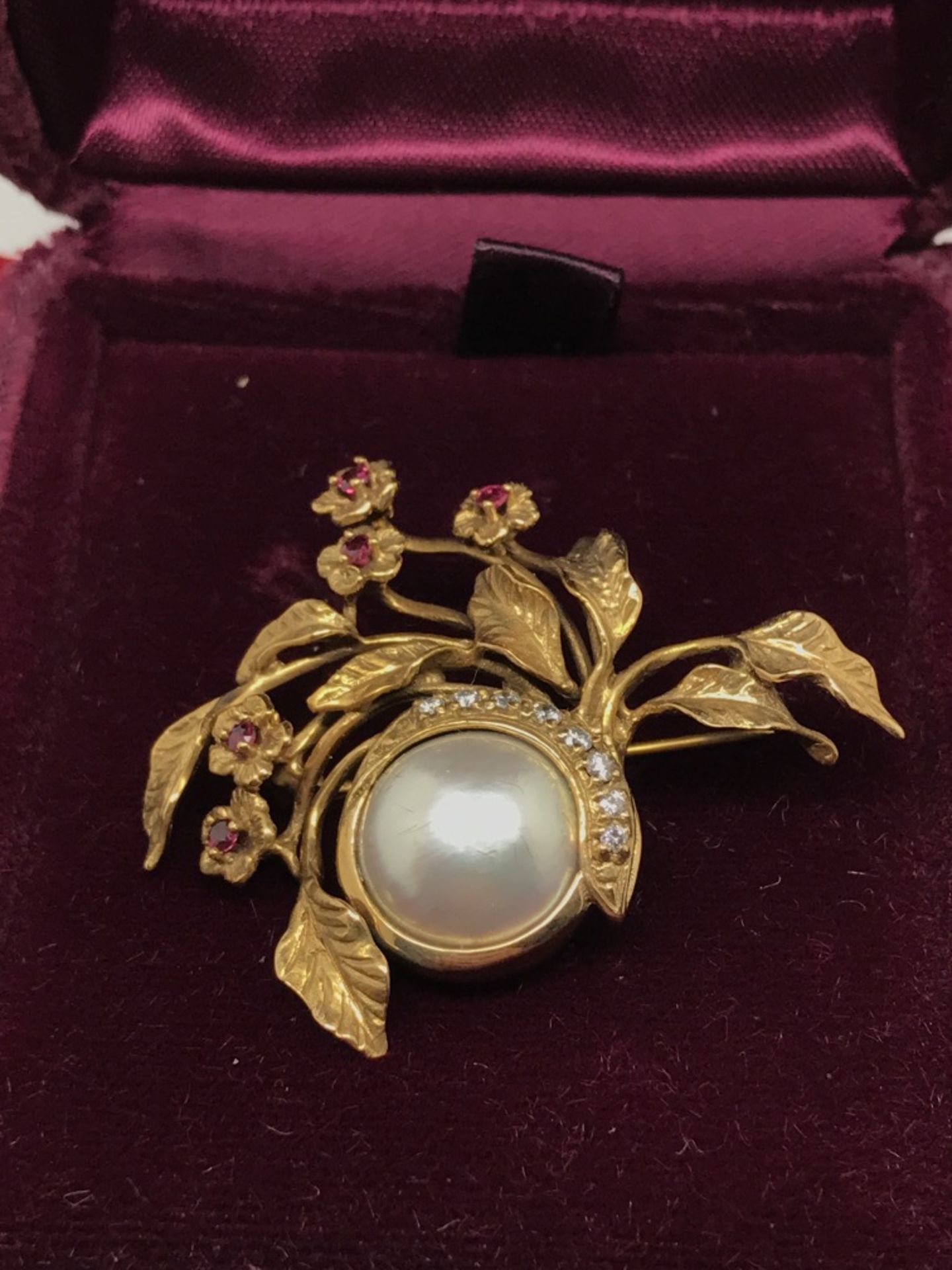 GIVENCHY 14ct GOLD BROOCH - Image 3 of 5