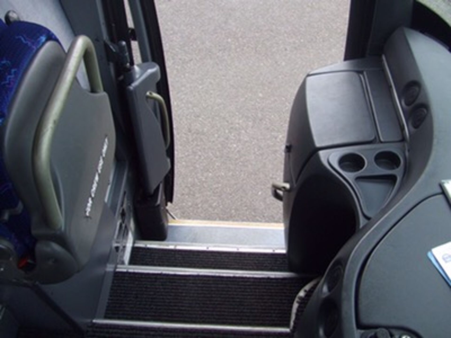 2010 Volvo 9700 BI2B 49/51 Seat Luxury Coach - Image 25 of 28