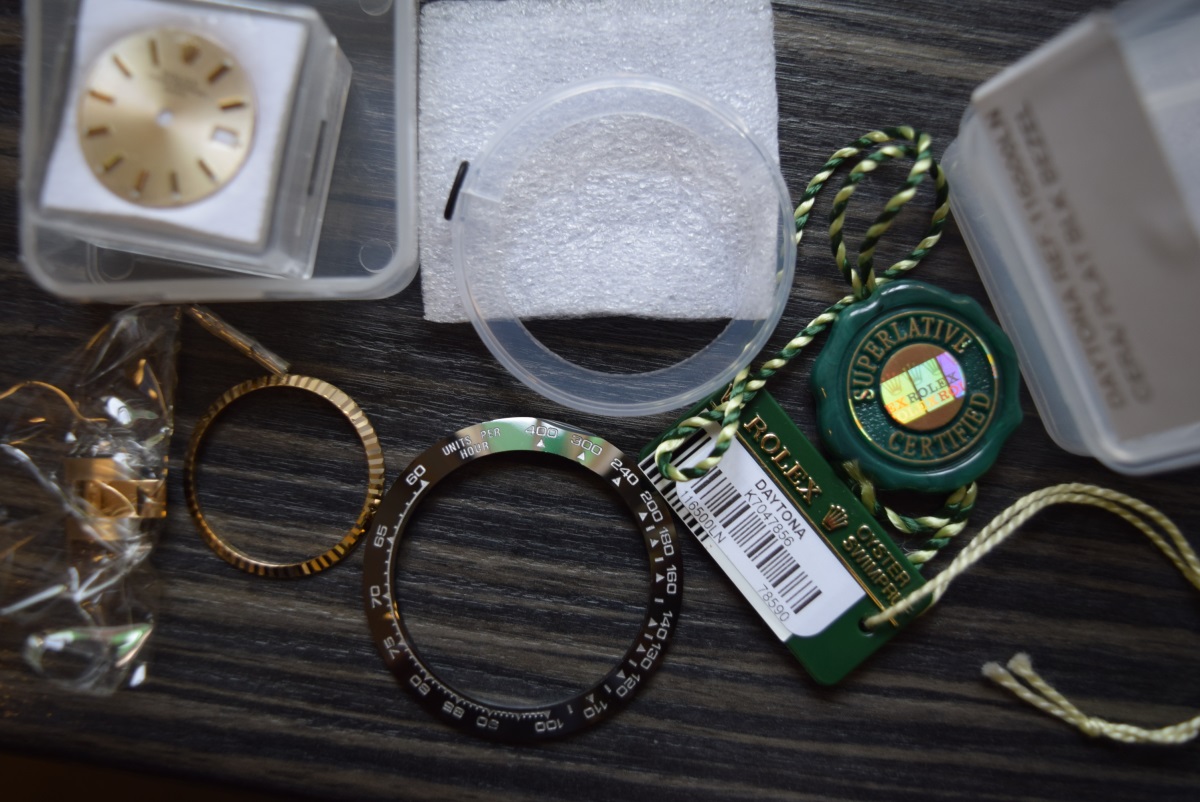 Rolex Mixed Parts - Ceramic/ 18K Gold Bezels/ Dial etc. - Image 2 of 5