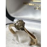 18ct GOLD 0.65ct DIAMOND SOLITAIRE RING