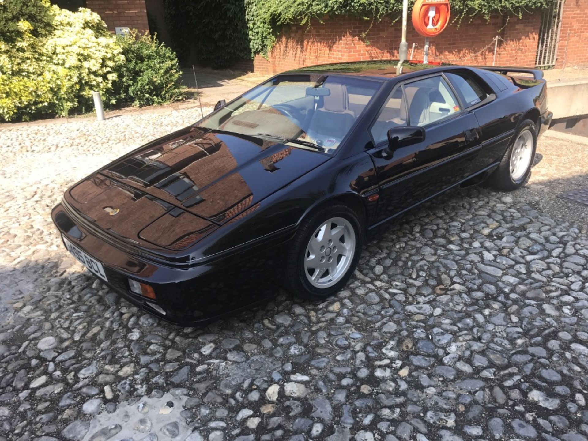 LOTUS ESPRIT TURBO 21k MILES - COLLECTORS CAR - Image 2 of 104