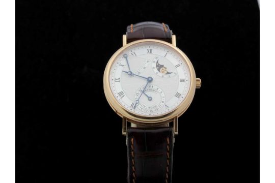 Breguet Classique Gangreserve Mondphase Herrenarmbanduhr in 750er Gold mit einem Lederarmband, Ref. - Bild 2 aus 3