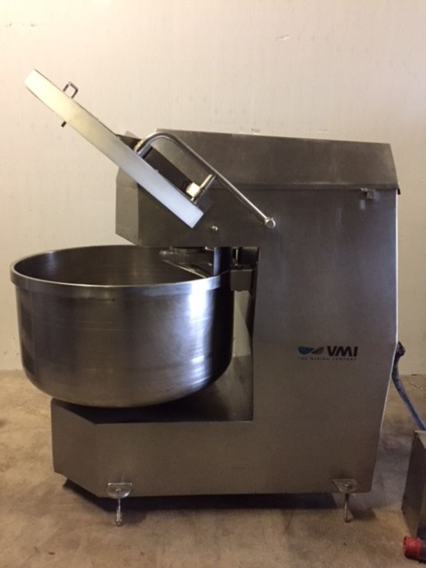 STAINLESS STEEL MIXER