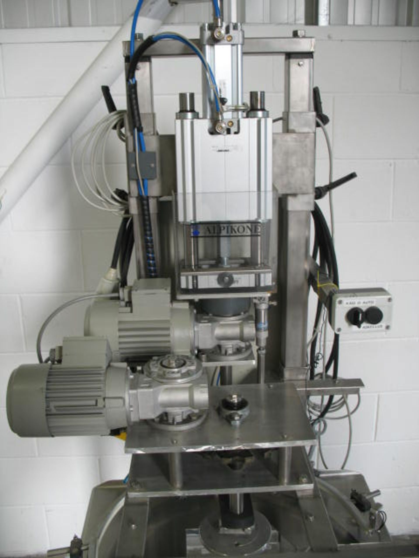 SEMI-AUTOMATIC CAPPER - Bild 5 aus 7