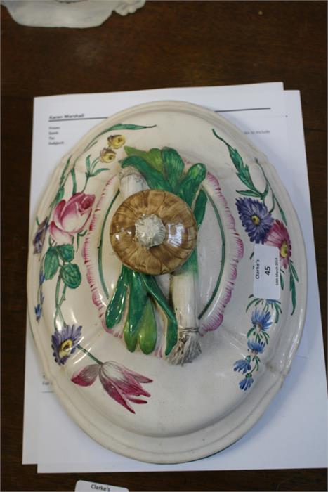 A faience pottery tureen & platter decorated with flowers, the tureen 30.5cms (12ins), the platter - Image 4 of 8