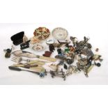 A quantity of costume jewellery and other items (box).