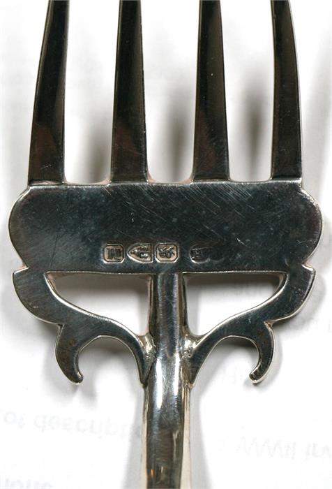 An ebony handled silver toasting fork, Chester 1895, 45cm (17.75ins) long. Condition Report Handle - Image 2 of 4