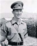 Lieutenant Colonel V. Robinson, His Sultan of Oman Armed Forces uniform, comprising Jacket, Trousers - Bild 2 aus 2