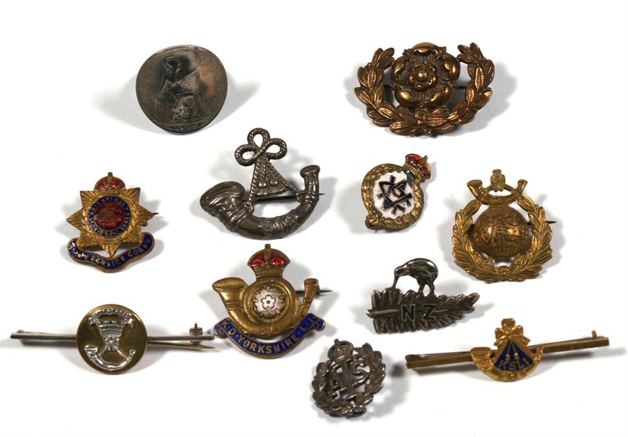 Ten WW1 & WW2 sweetheart brooches including some in silver to the Somerset Light Infantry, KSLI,