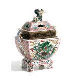 A Chinese censer decorated with dragons and having a fo dog finial, converted to a table lamp, 18cms