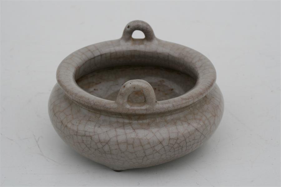 A Chinese crackle glaze two-handled censer of compressed circular form, 12cms (4.75ins) diameter. - Image 6 of 8