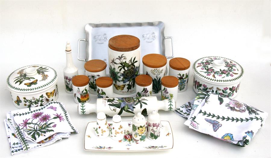 A large quantity of Portmeirion Botanic Garden pattern dinnerware, to include dinner plates, storage - Image 3 of 3
