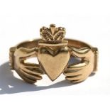 A 9ct gold Claddagh ring, approx UK size 'V' (6.5g).