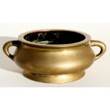 An 18th century Chinese bronze censer, Qianlong mark to base, 18cms (7.08ins) wide.Condition