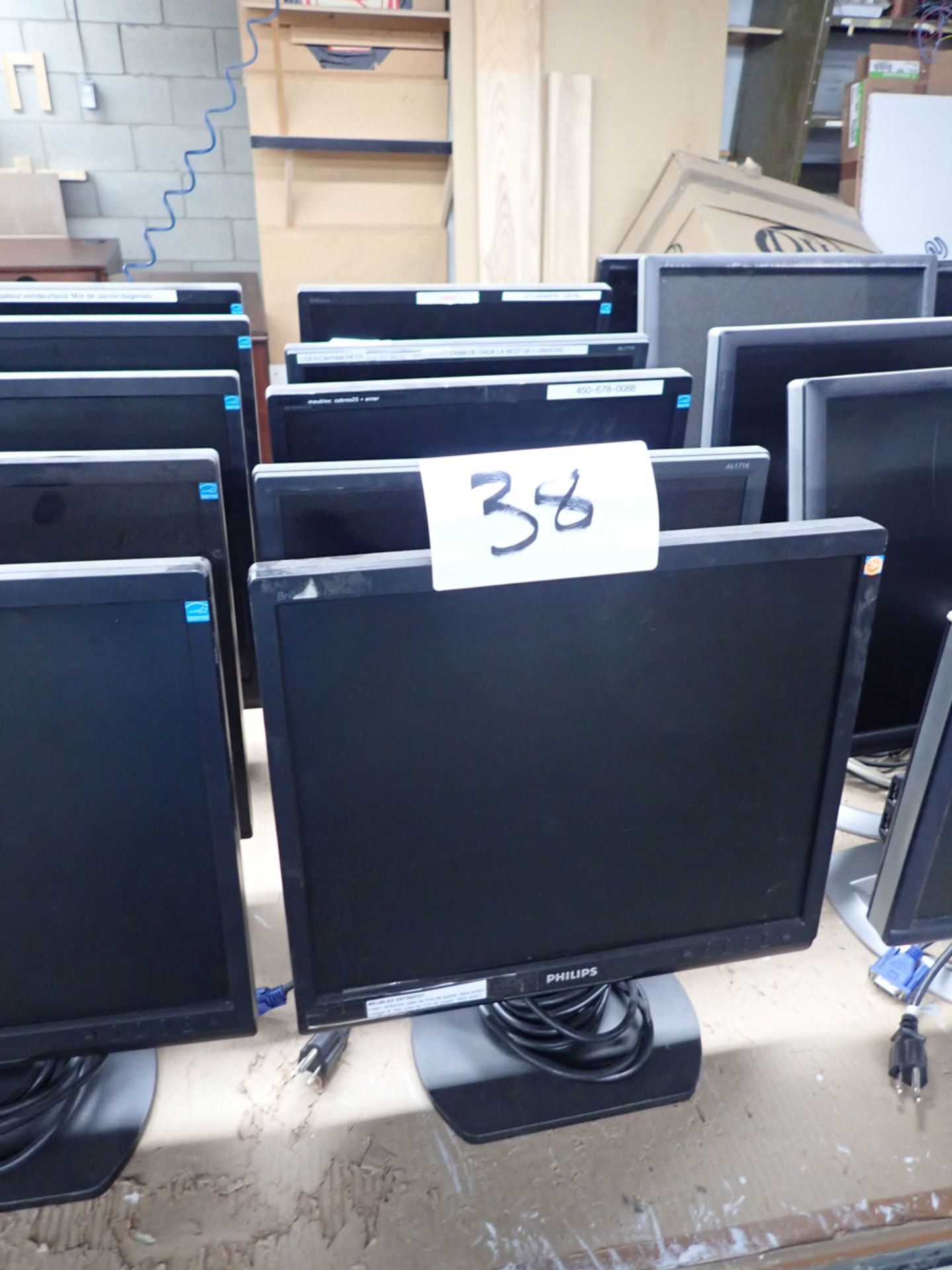 LOT OF (5) PHILIPS/ACER COMPUTER MONITORS / ÉCRANS D'ORDINATEUR