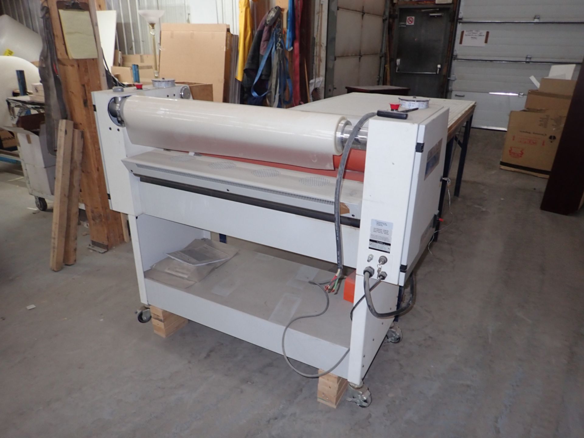 SEAL IMAGE 400 LAMINATOR MOD. IT-400, 120/240 VOLTS, 40" WIDE MATERIAL CAP., S/N: 52U4001435 W/ - Image 2 of 5