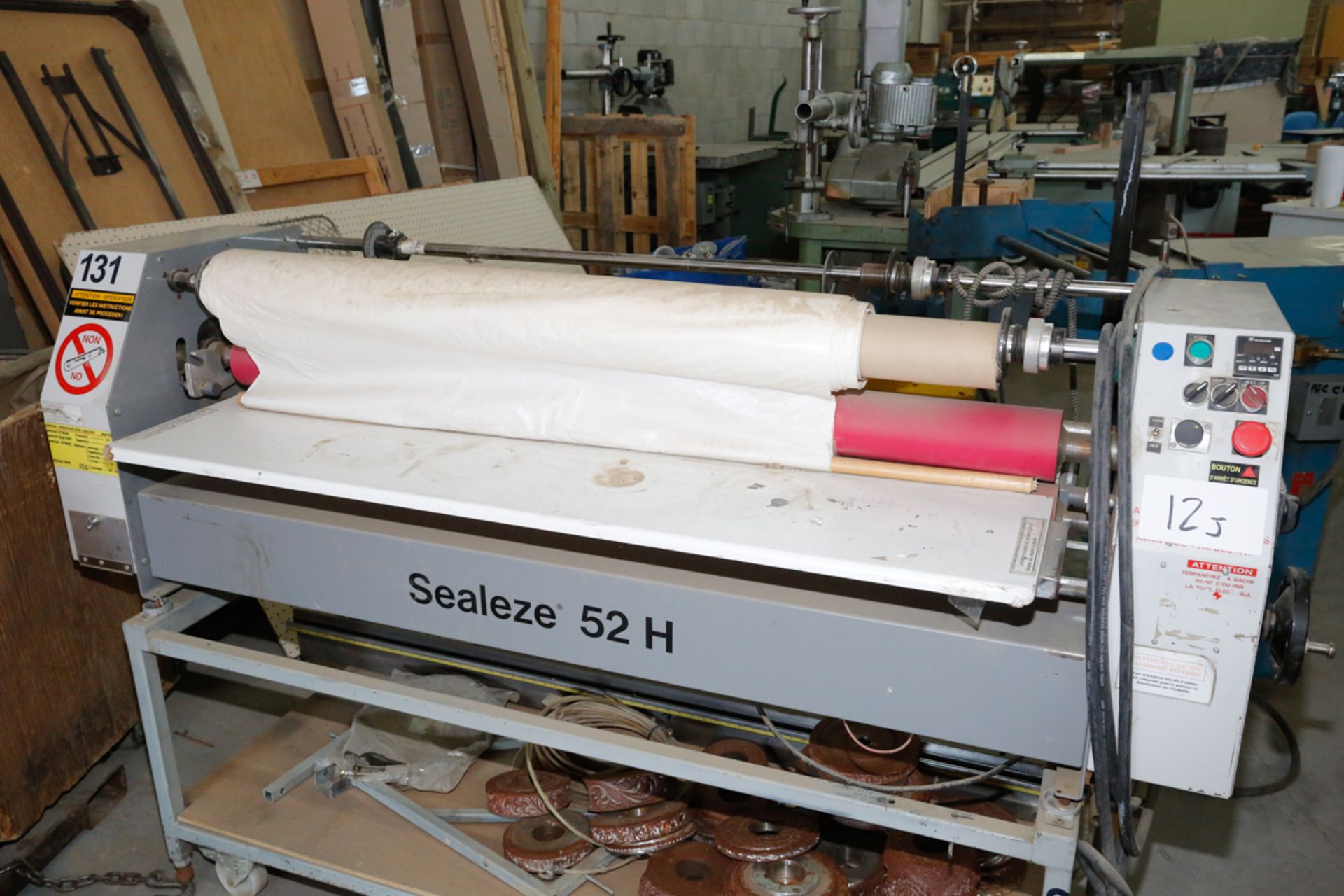 SEALEZE LAMINATOR / LAMINATEUR MOD. 52H, 52" CAPACITY, 220 VOLTS