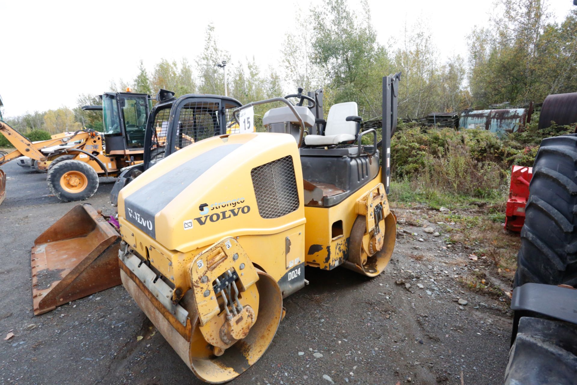 ROULEAU COMPACTEUR VOLVO DD24, S/N: 198902 (2008) - Image 2 of 2