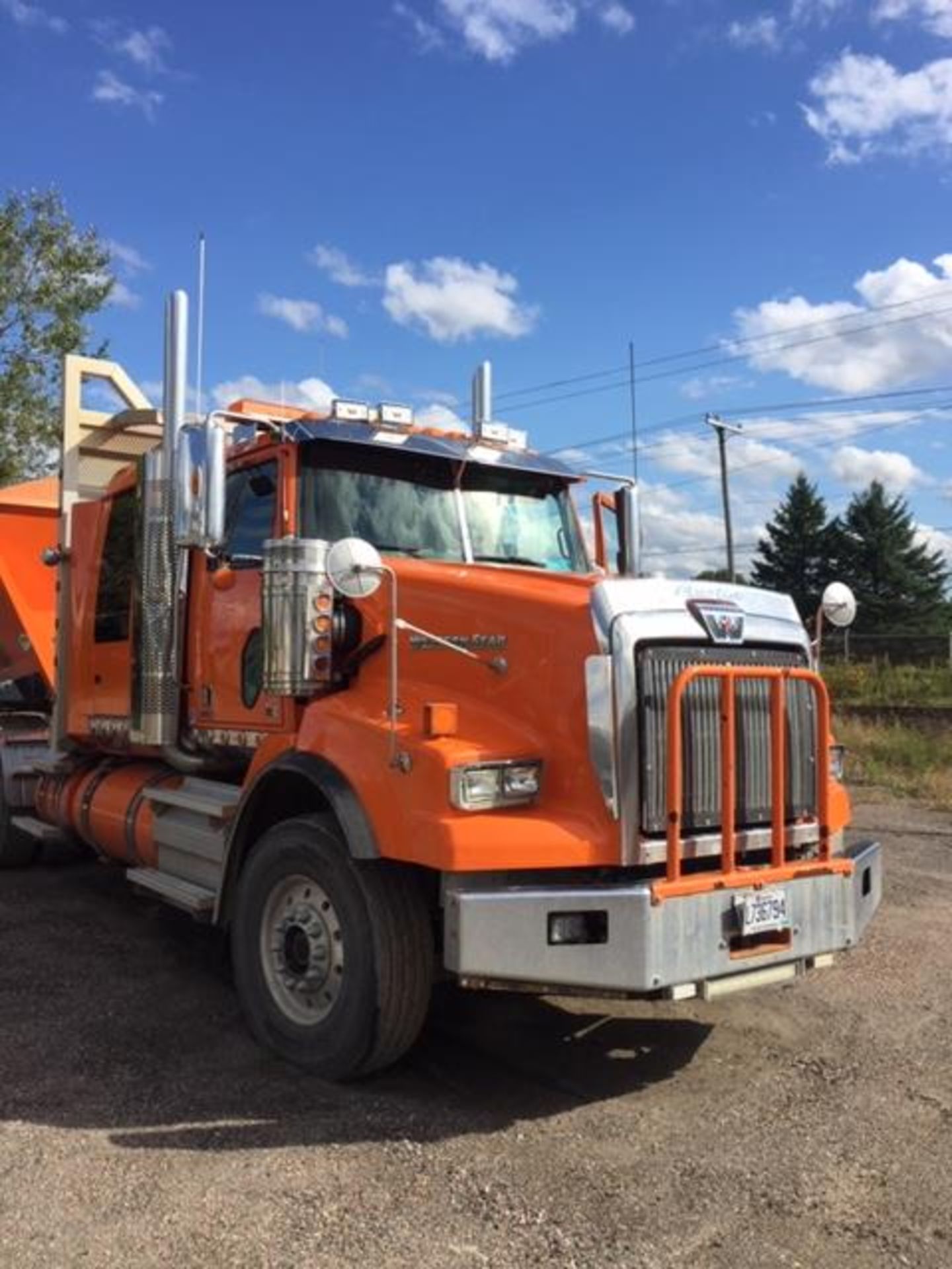 CAMION TRACTEUR WESTERN STAR 4900SB (2014), SUSPENSION ARRIERE RTE-463 46,000 LBS, MOTEUR 600 HP