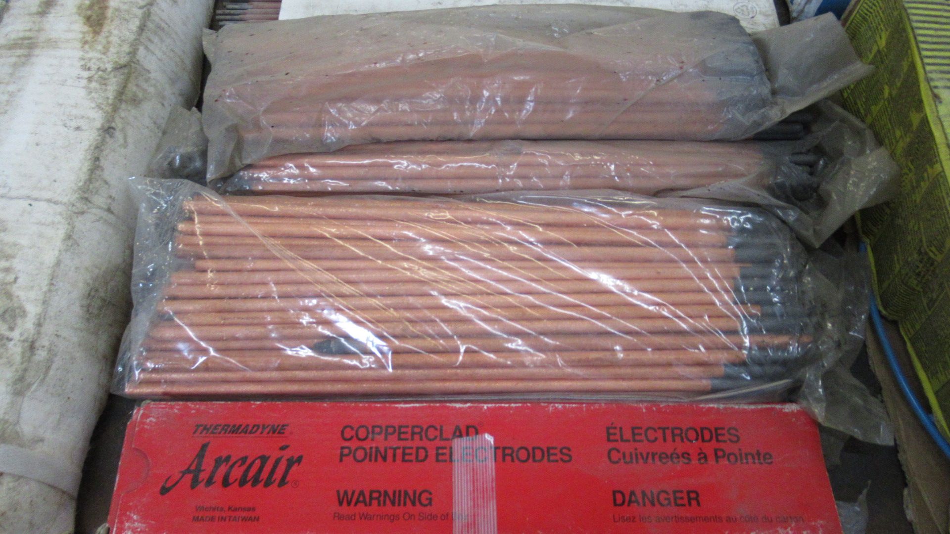 LOT OF 6 PKGS ASSORTIS COPPER WELDING ELECTRODES / ELECTRODES DE SOUDURE CUIVRE