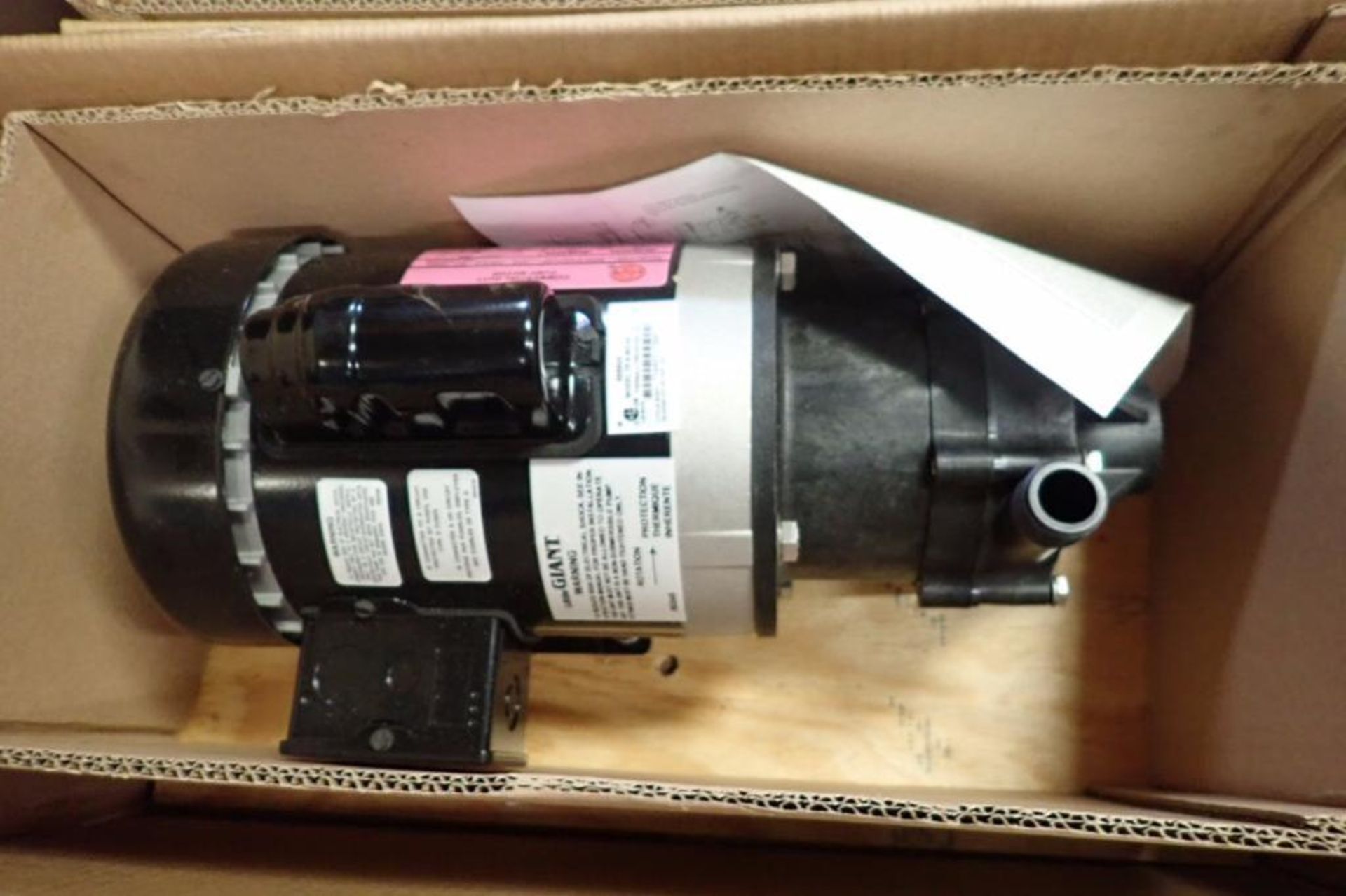 Unused(2) Little Giant commercial duty pump motor with pump, 0.5 hp, 60 hz, Frame 56C, 3450 rpm, ** - Image 5 of 7