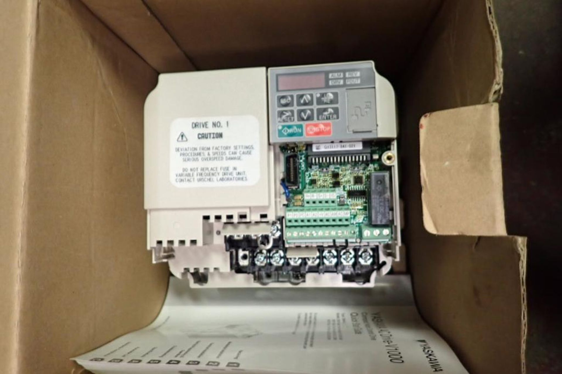 Contents only of 1 section of shelving, Allen Bradley vfds, power flex 4, 4m, 40, 525, Loma scale he - Image 18 of 43