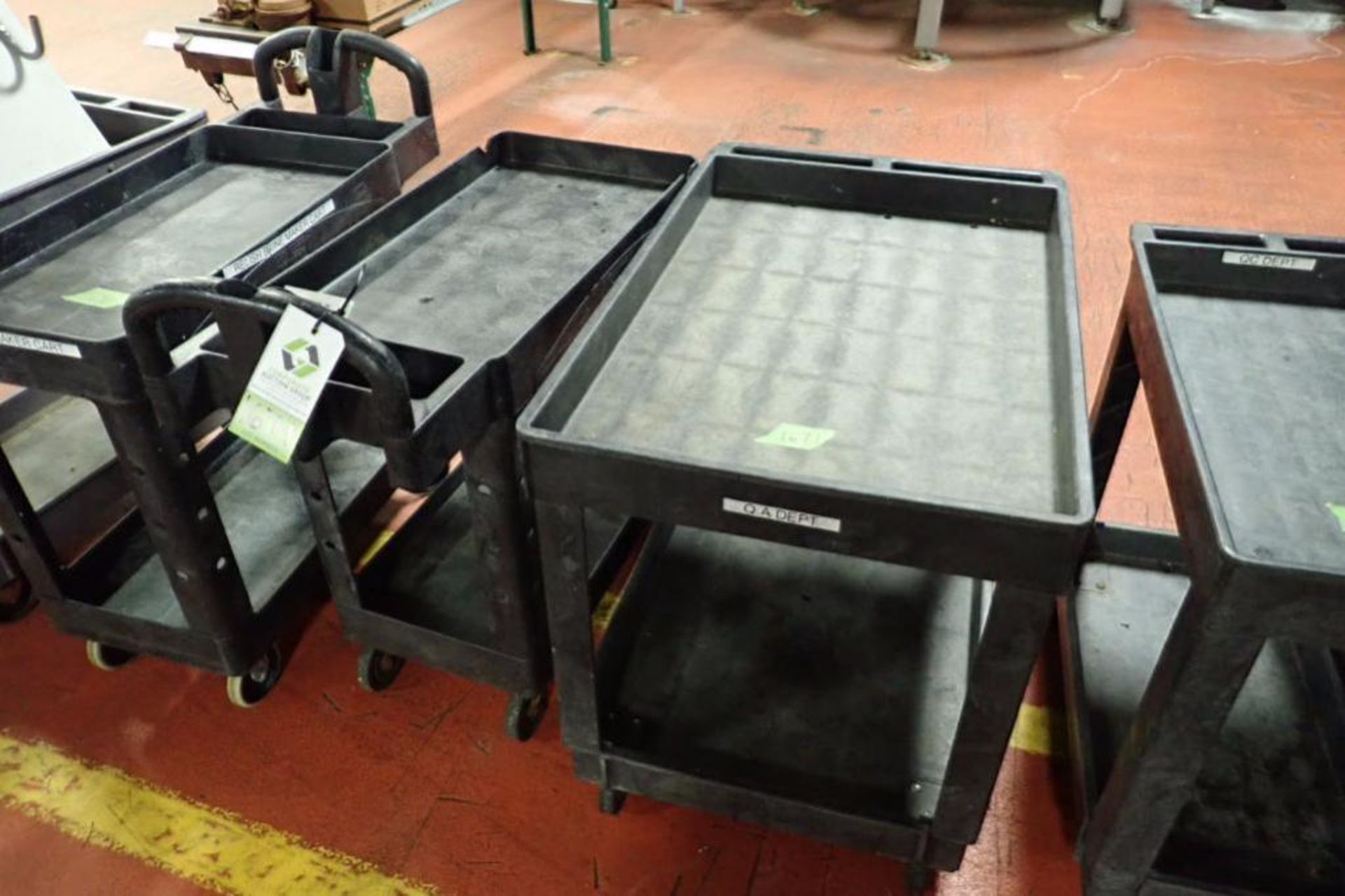 (6) poly utility carts ** Rigging Fee: $60 ** - Image 3 of 4