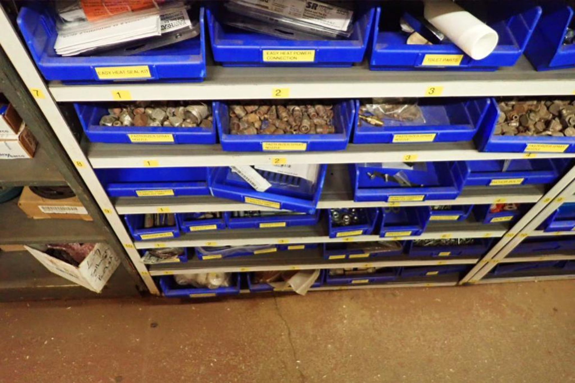 Contents only of 3 sections of shelving, conveyor parts, roller, clamps, springs, rod ends, hydrauli - Image 19 of 22