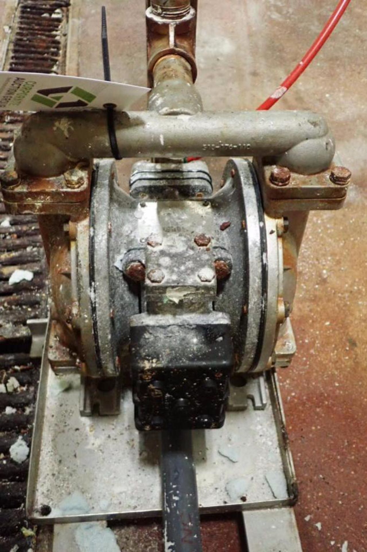 centrifugal pump, (2) diagraph pumps ** Rigging Fee: $300 ** - Image 2 of 7