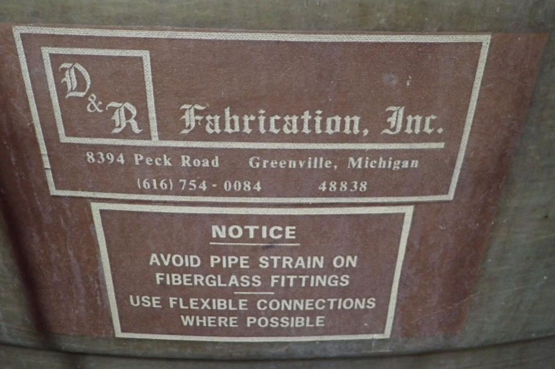 D and R Fabrication fiberglass tank, 136 in. dia x 72 in. tall ** Rigging Fee: $600 EACH ** - Image 7 of 11