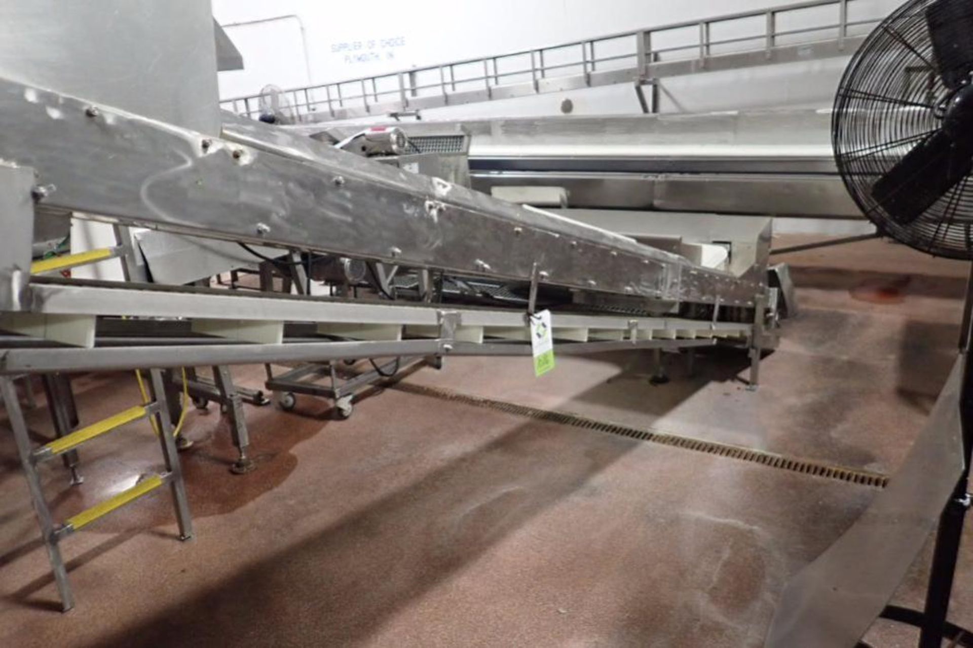 Flighted incline conveyor, 20 ft. long x 11.5 in. wide x 24 in. infeed x 84 in. discharge, 12 in. lo - Image 5 of 7