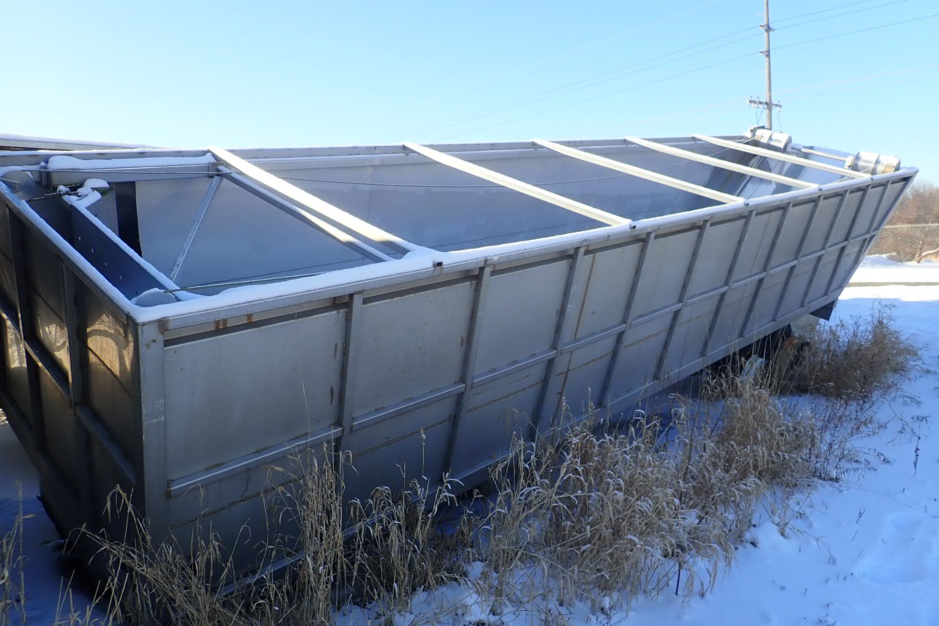 SS semi trailer for unloading pickles, aerated, 32 ft. tandem axle NO TITLE ** Rigging Fee TBD - Image 2 of 7