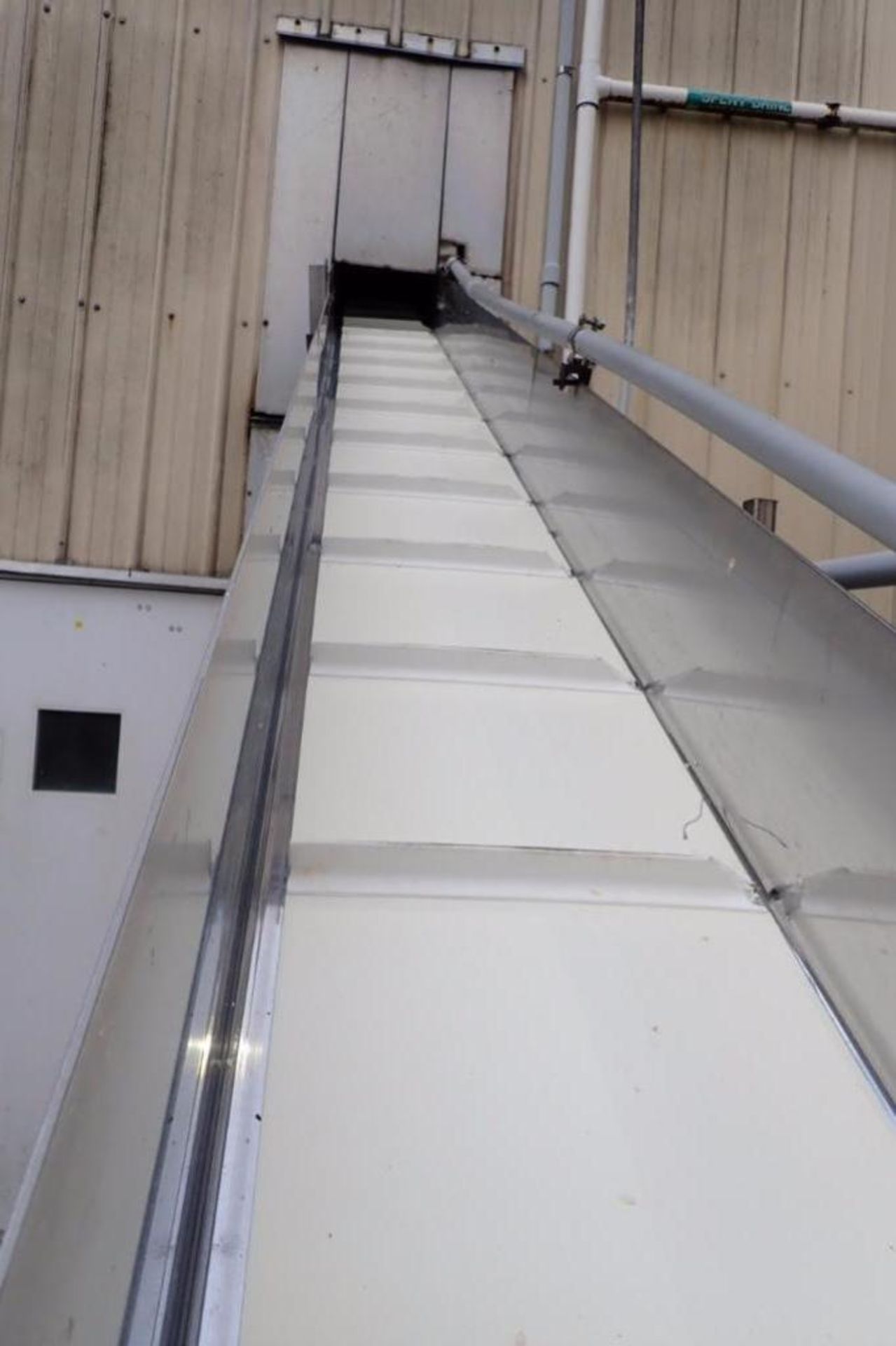 Incline conveyor, vinyl flighted belt, 18 ft. long x 12 in. wide x 36 in. infeed x 120 in. discharge - Image 4 of 5