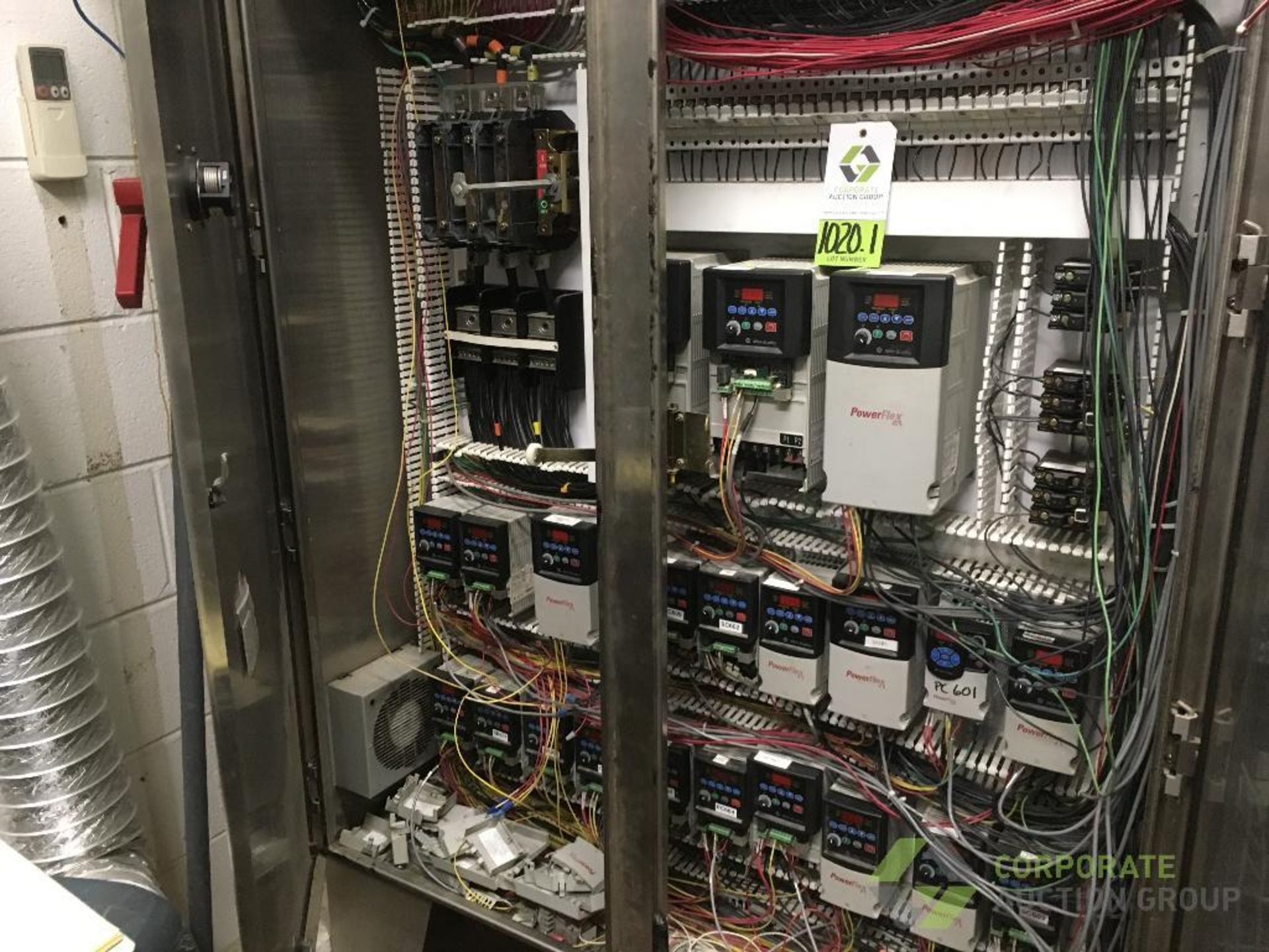 Contents only of control cabinet: (22) Allen Bradley VFD's for Line H ** Rigging Fee: $220 ** - Image 10 of 10