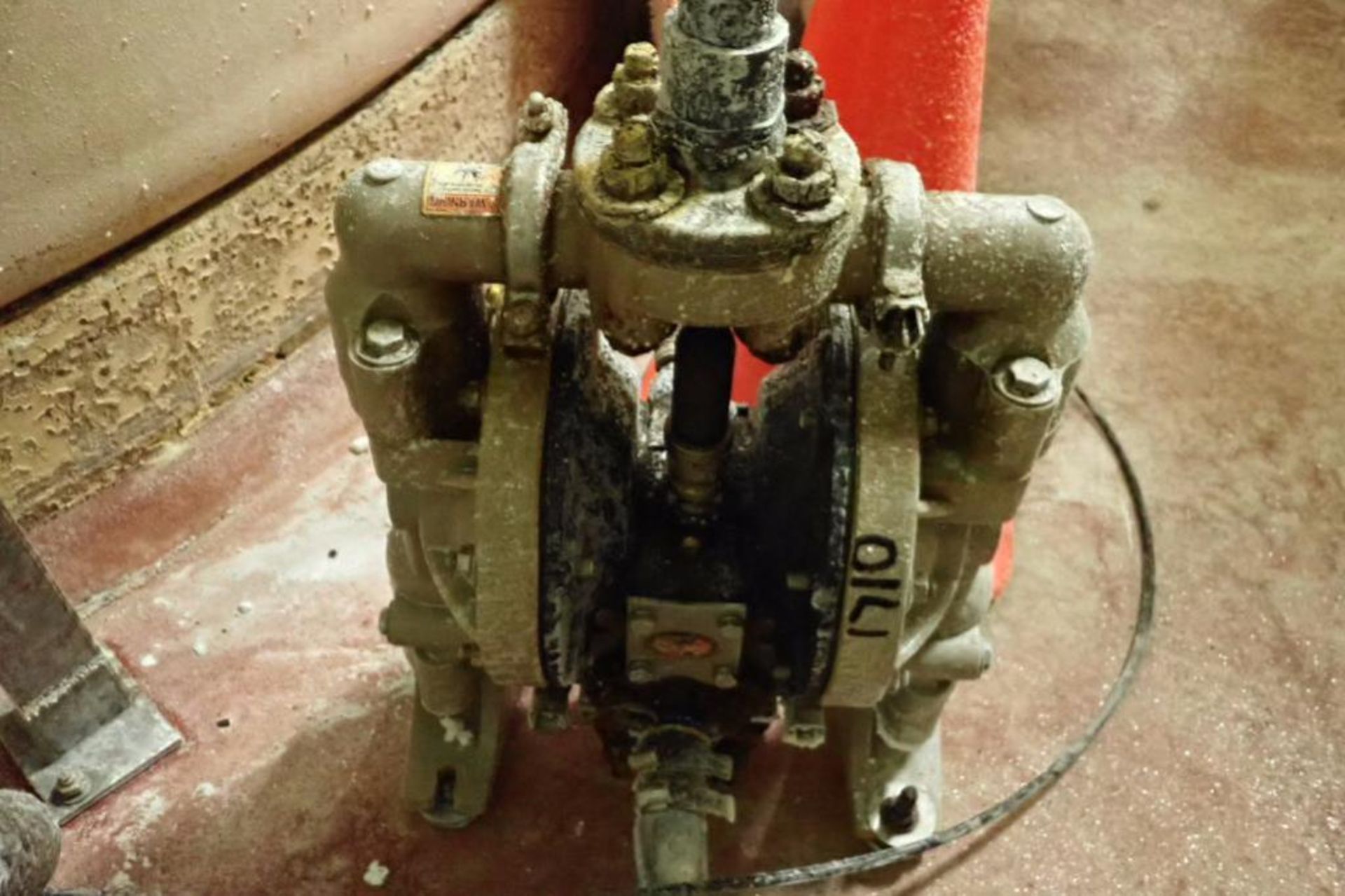 centrifugal pump, (2) diagraph pumps ** Rigging Fee: $300 ** - Image 3 of 7