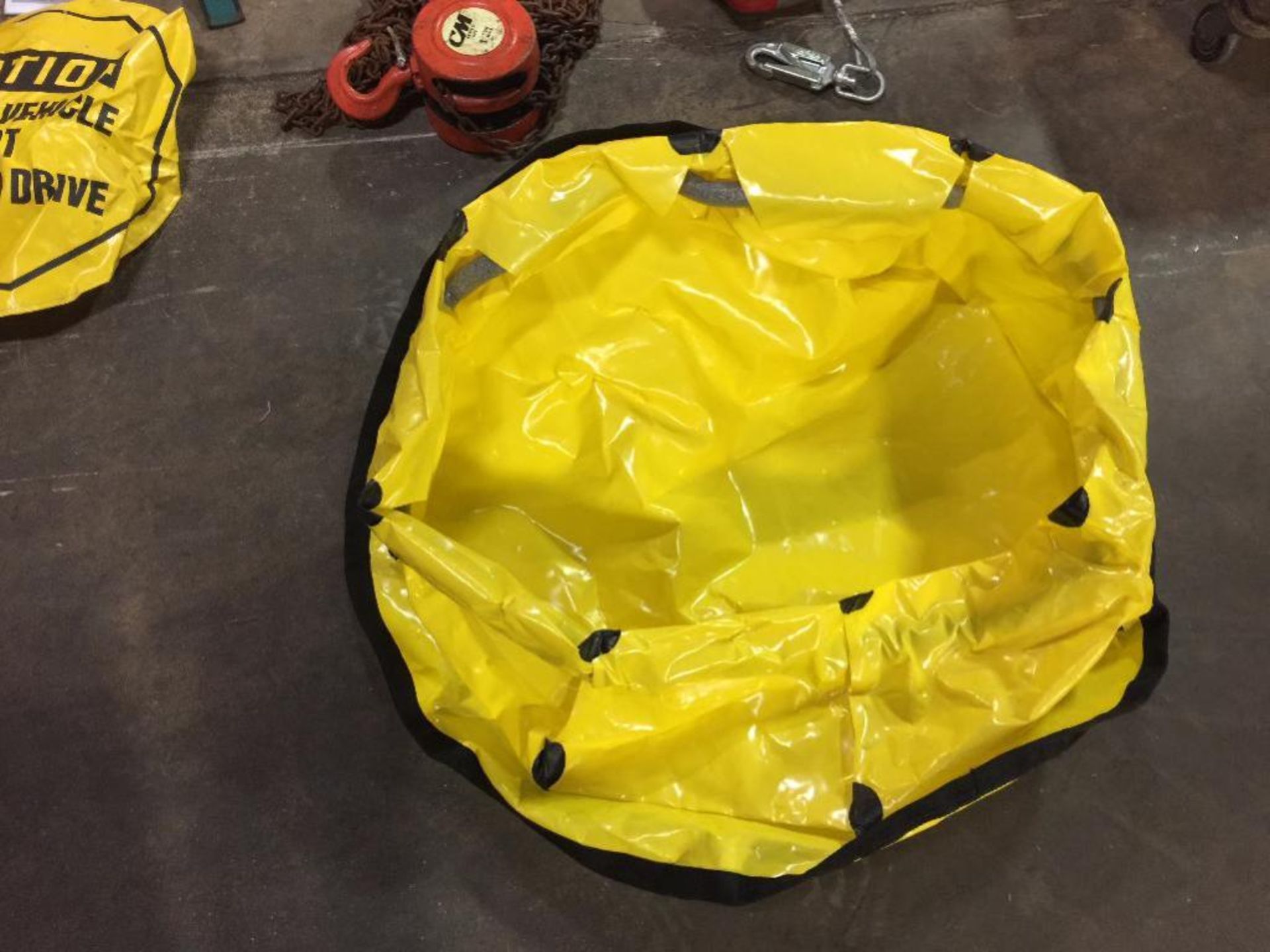 Poly storage tote, fall protection, 2 ton chain hoist, 1 ton chain hoist ** Rigging Fee: $25 ** - Image 4 of 8